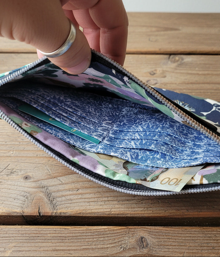 Ladies Wristlet. Phone and card wallet.