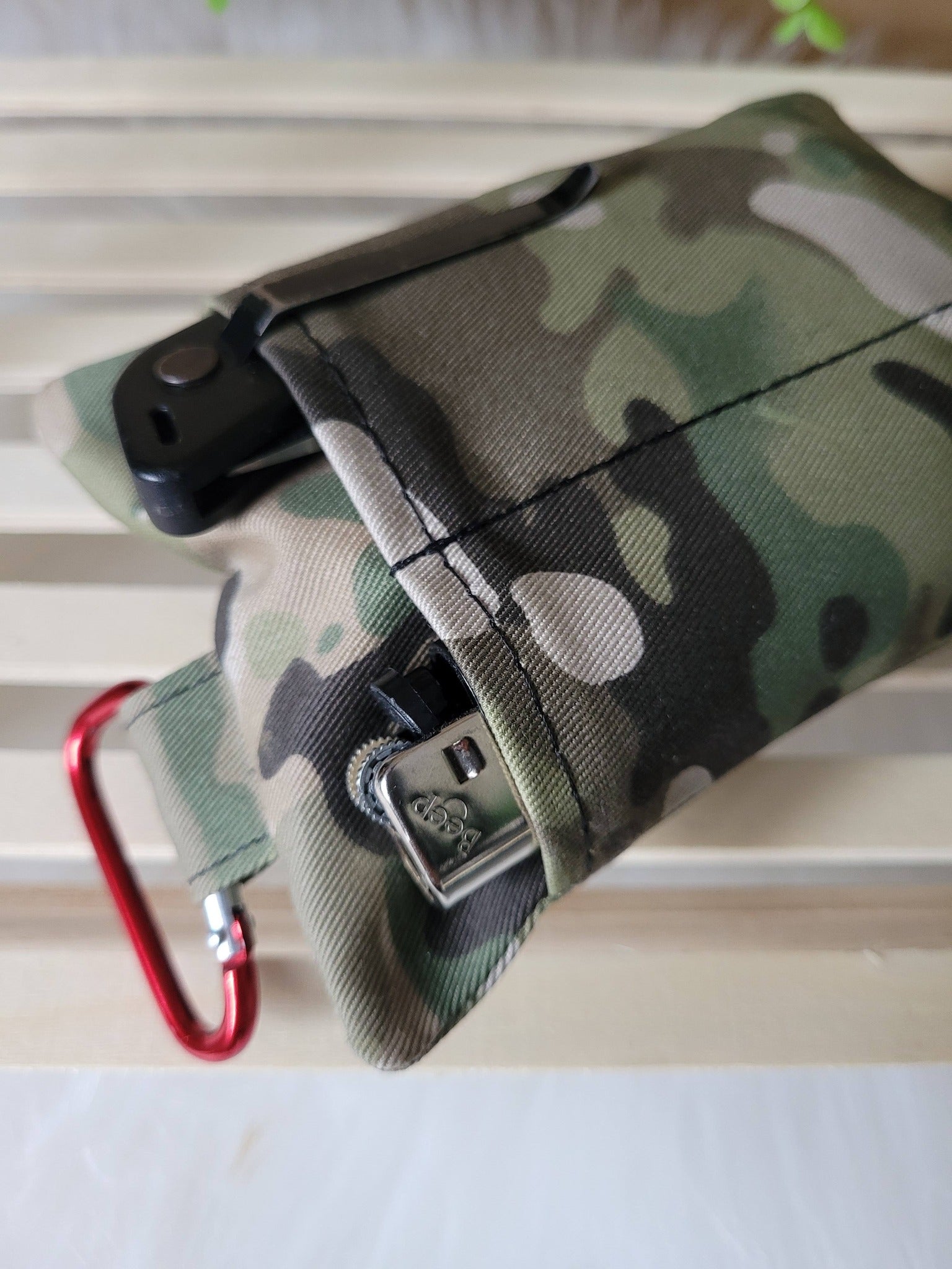 Men's EDC pouch.