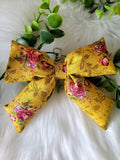 Puffy bow keychain/bag charm